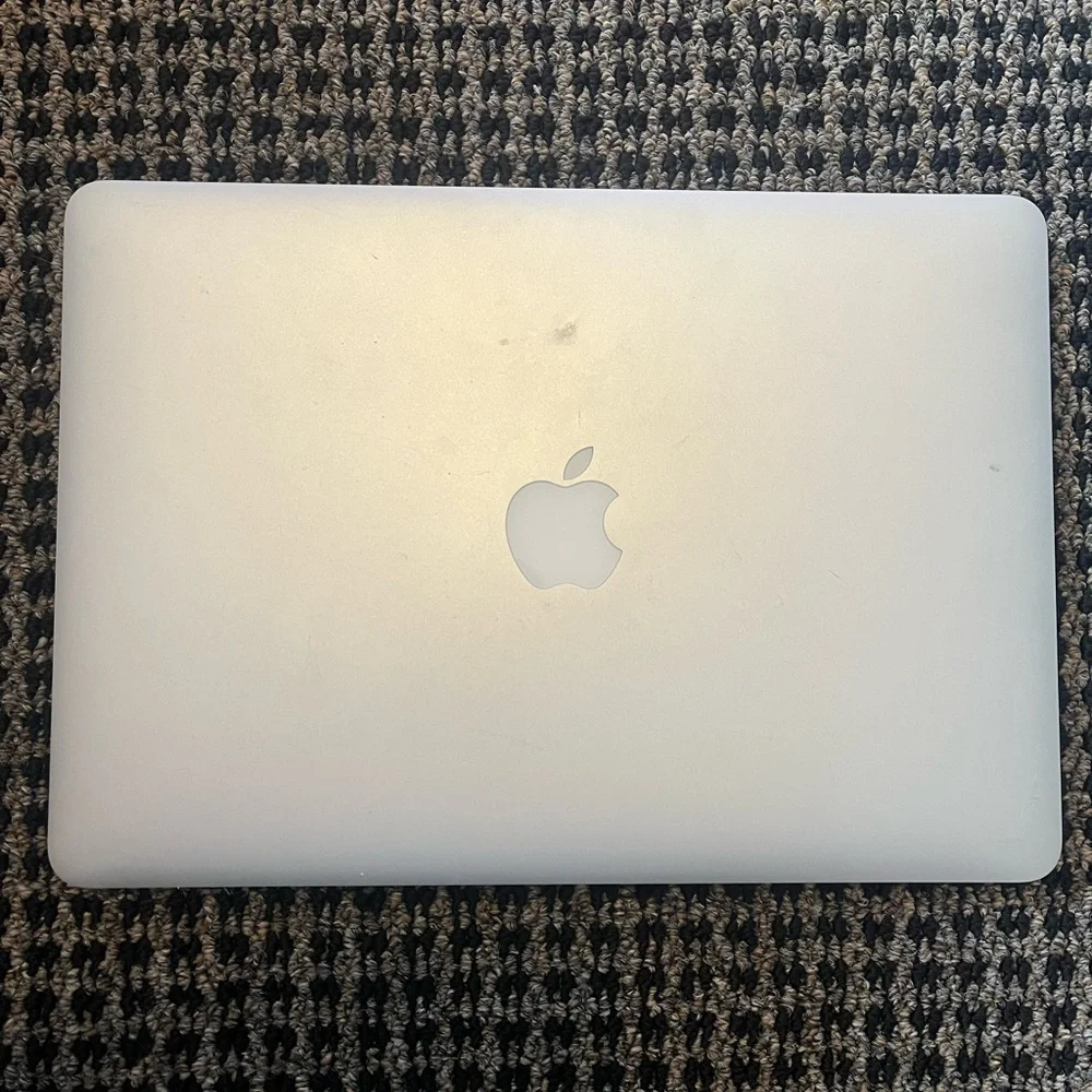 Apple MacBook Silver Laptop with Sleek Aluminum Design